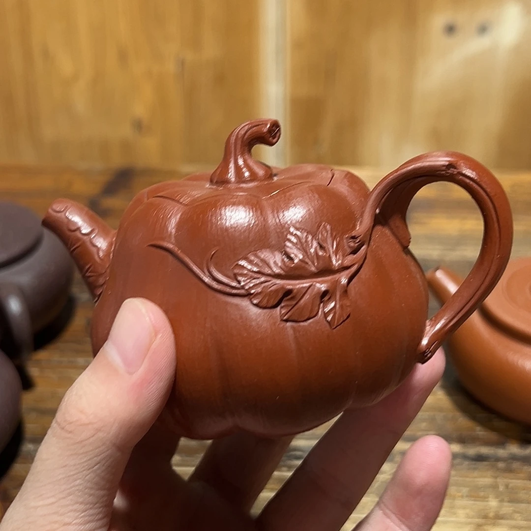 茶壶紫砂紫砂的味道很浓