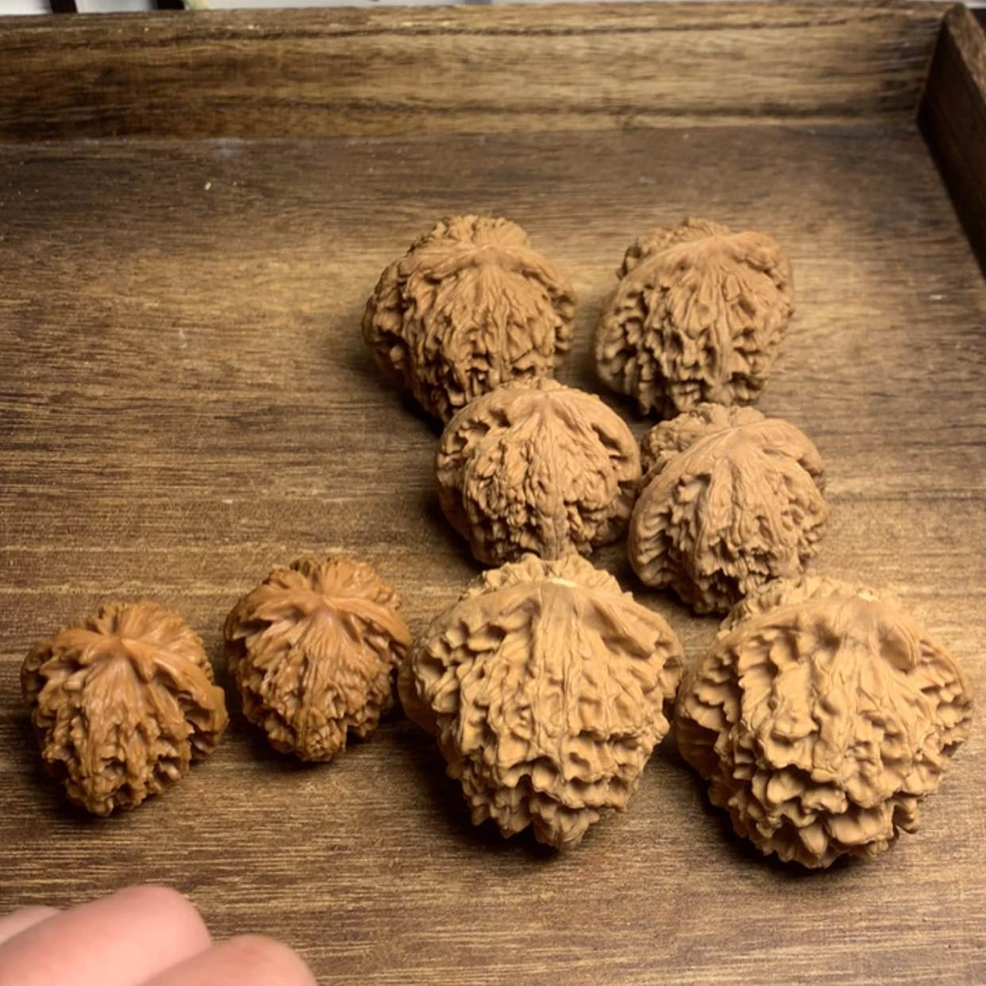 【闪购商品】文玩核桃吊坠西**生打包