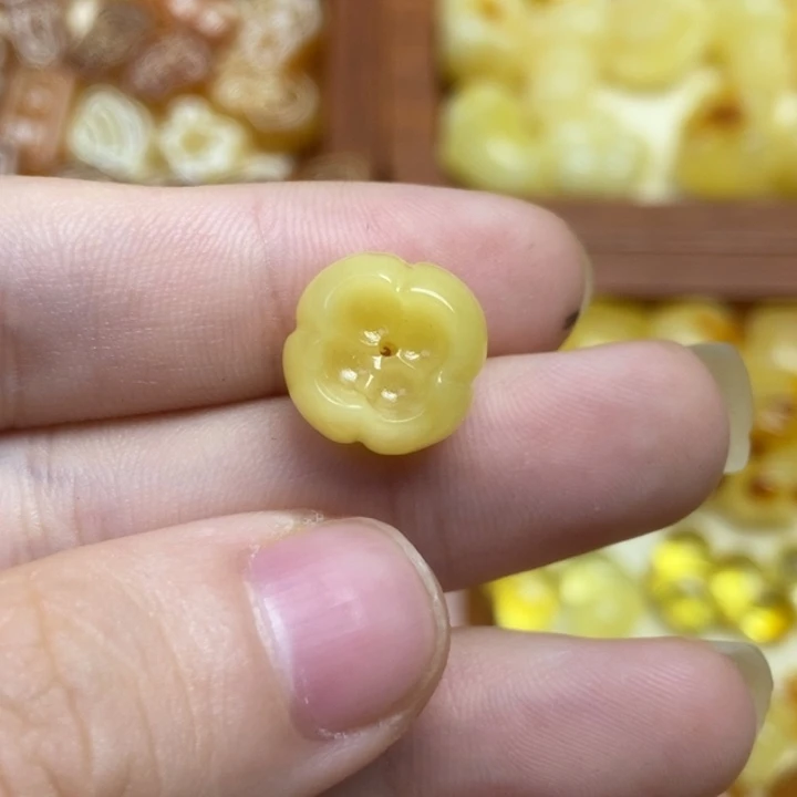 吊坠橄榄核小桂花