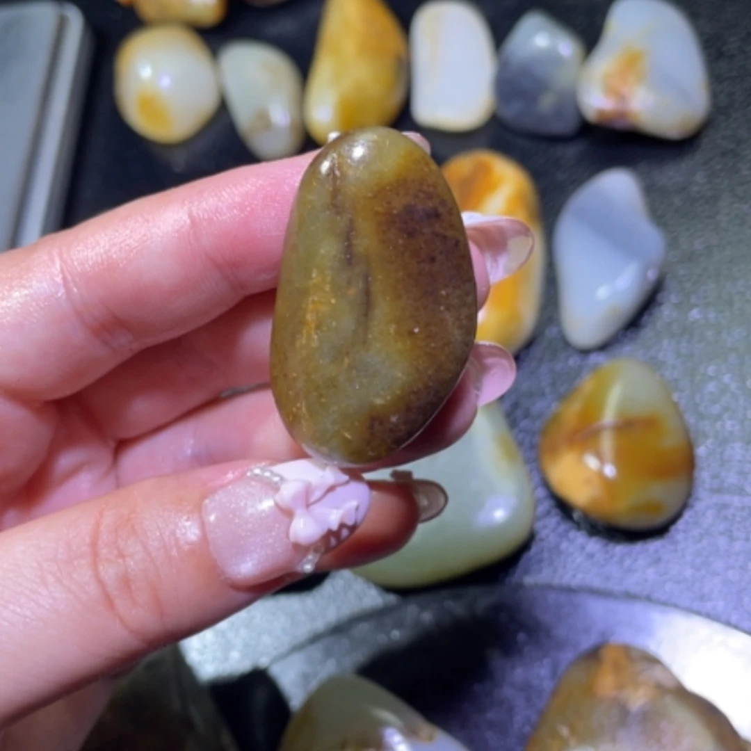 【闪购商品】颈饰未镶嵌和田玉