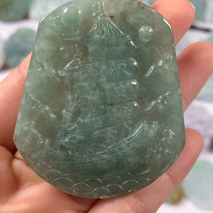 翡翠未镶嵌颈饰一帆风顺福利