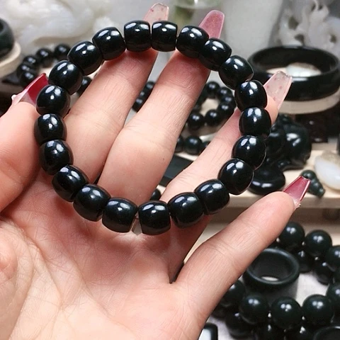 未镶嵌手串和田玉