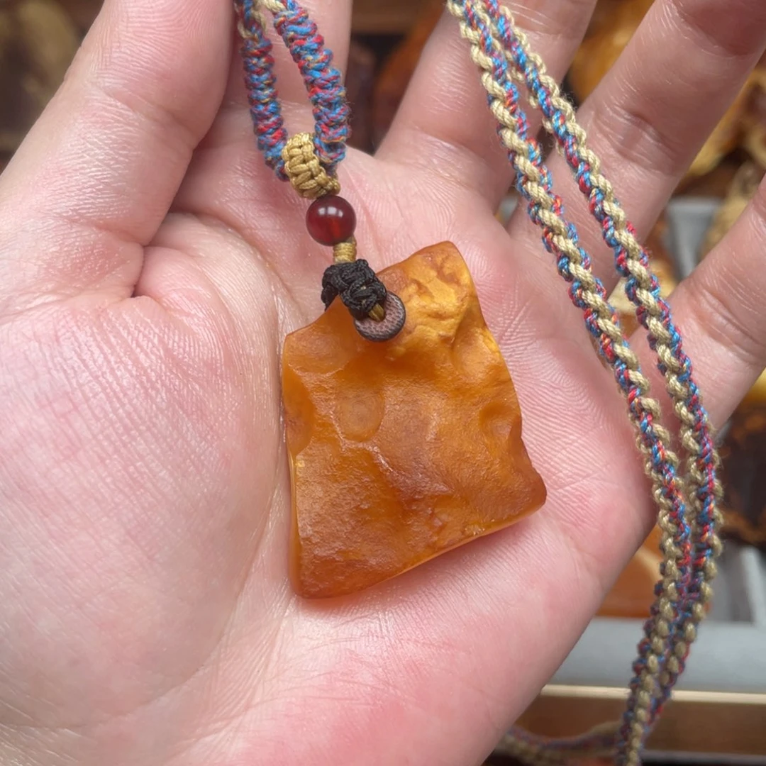 未镶嵌蜜蜡珠宝奇石