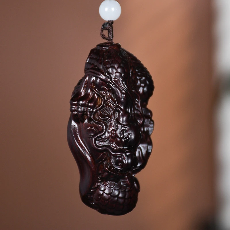 黑檀实木精雕生肖龙工艺品随身手把件龙行天下