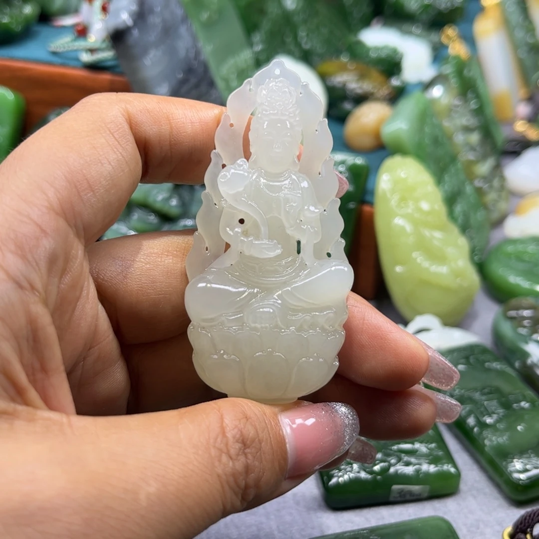 和田玉未镶嵌颈饰
