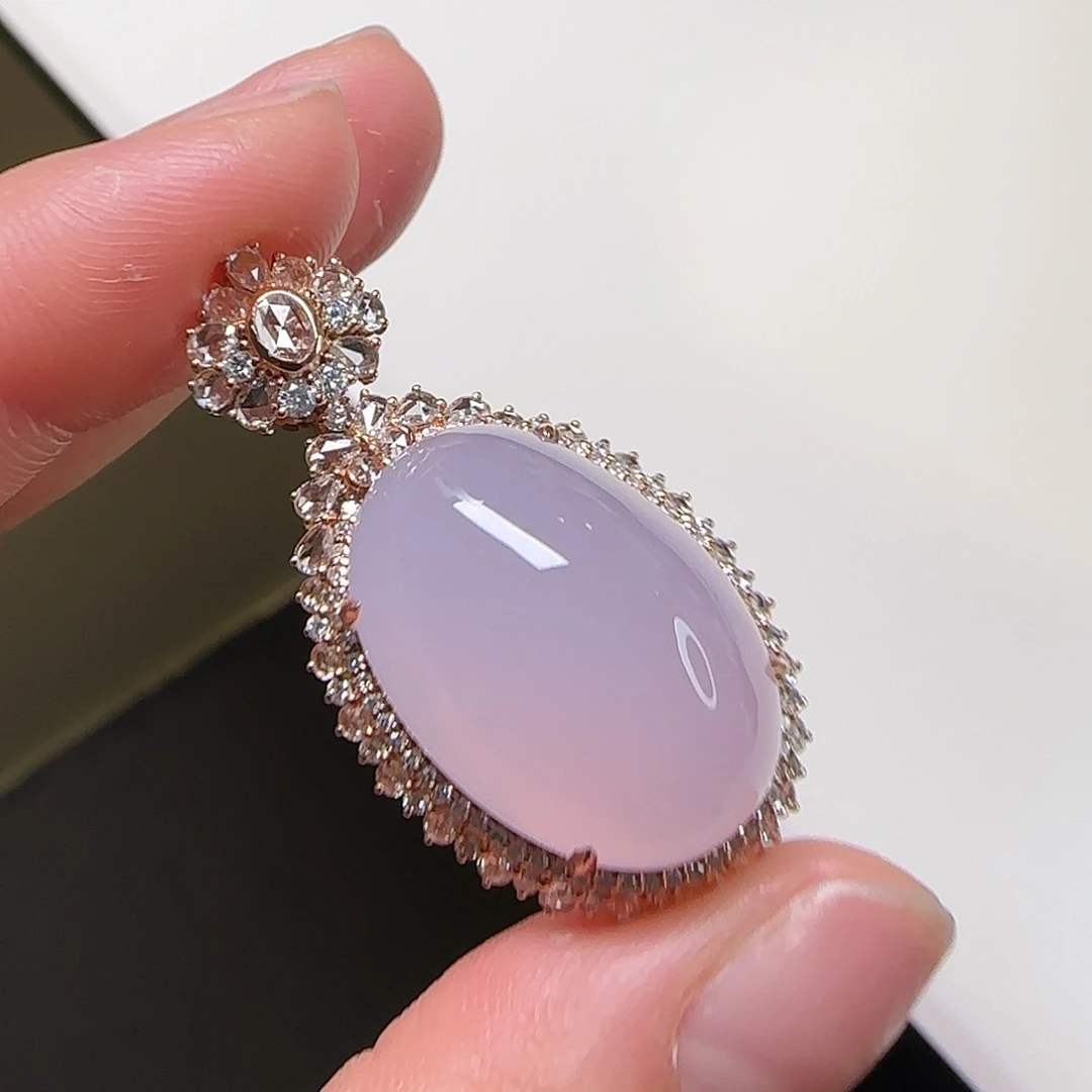 翡翠18K金镶嵌颈饰天然翡翠