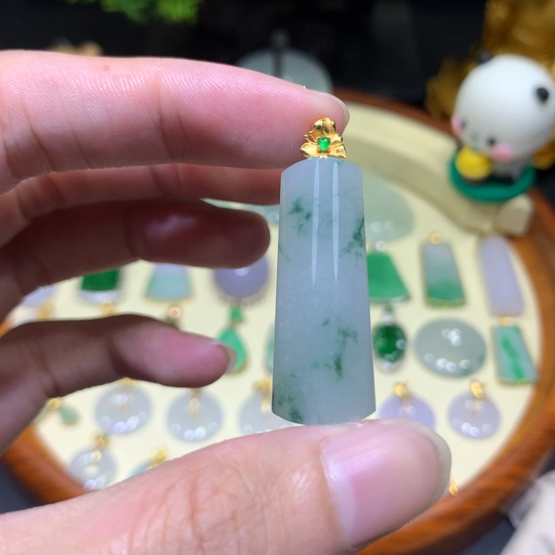 吊坠(不含链)18K金镶嵌翡翠