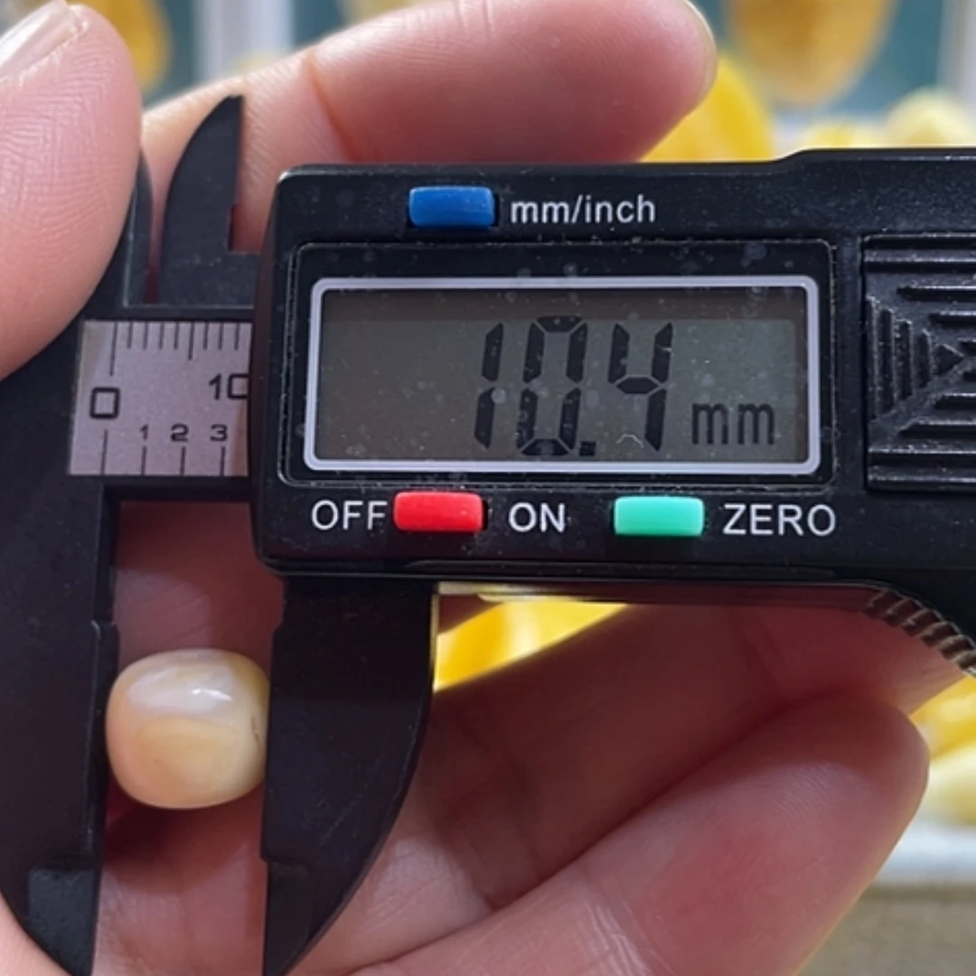 【闪购商品】琥珀裸石未镶嵌大*哥12杂