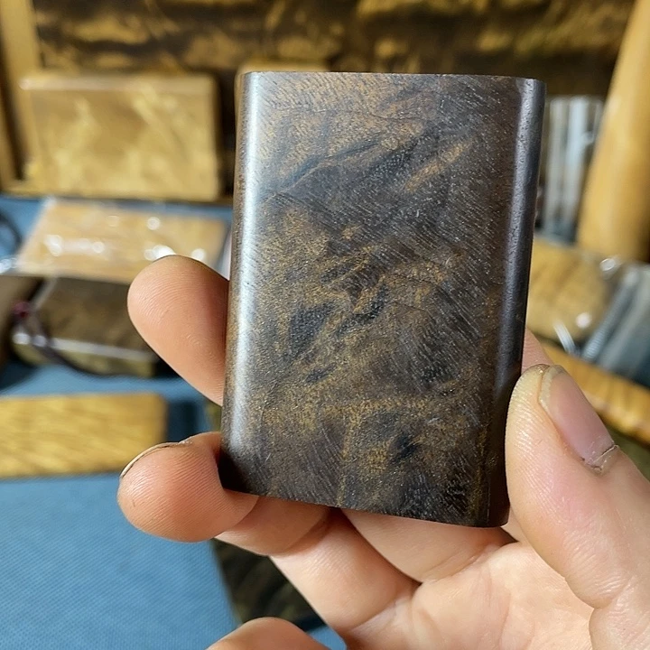 【闪购商品】脊****）金丝楠阴沉木无事牌