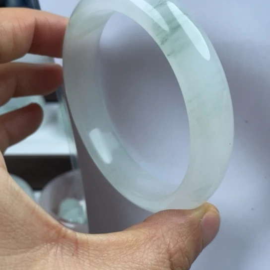 石英质玉（金丝玉）未镶嵌手镯