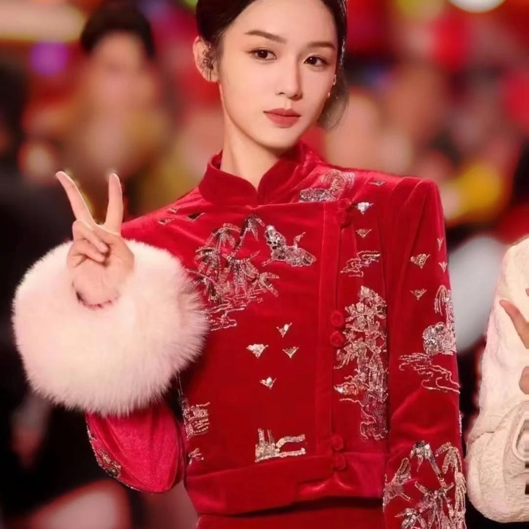 （7折）周也同款YOYOUNA新年红色新中式国风刺绣丝绒外套唐装