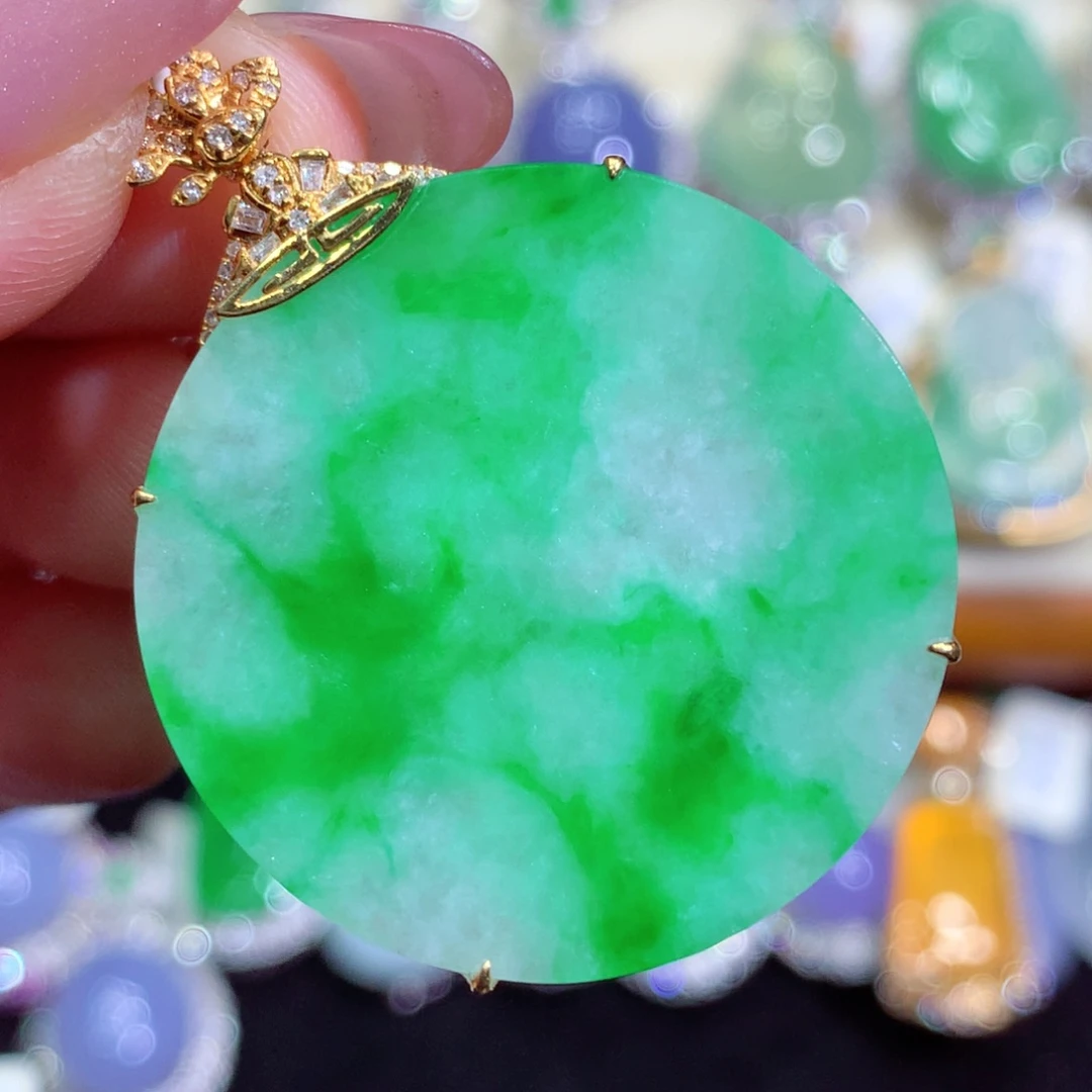 翡翠18K金镶嵌吊坠(不含链)