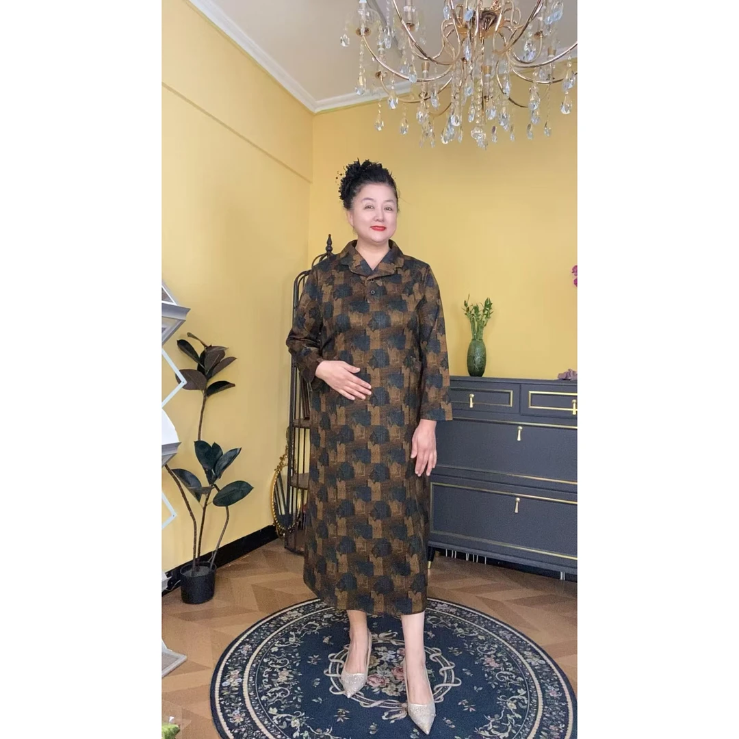 【AYTU】秋冬长袖德绒棉连衣裙遮肚子显瘦大码妈妈装大摆长裙