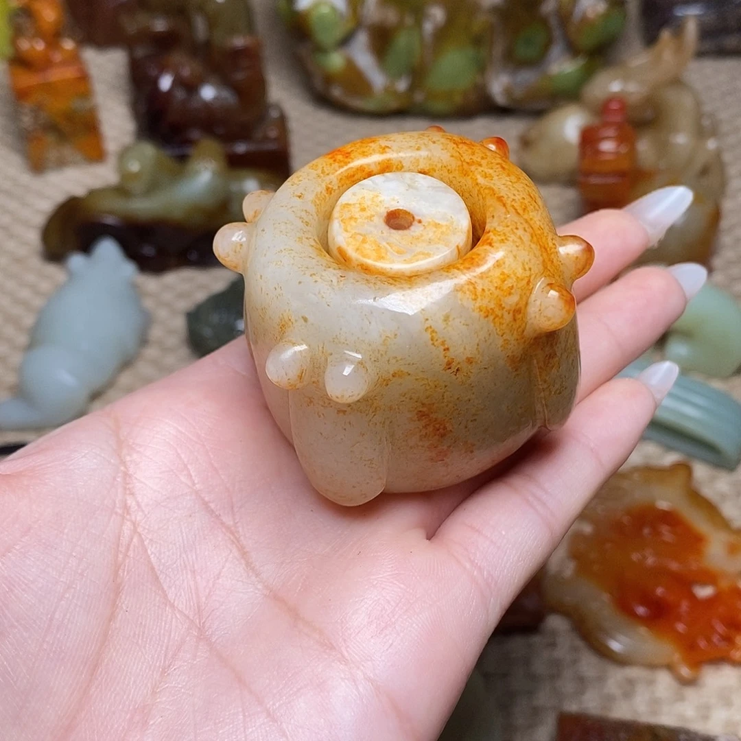 承***！颈饰未镶嵌和田玉