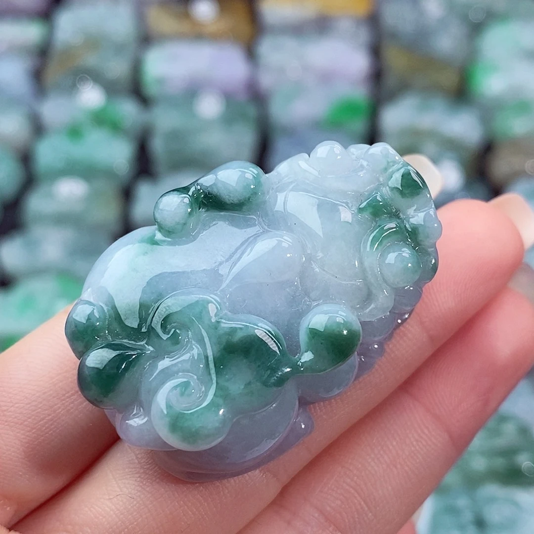 颈饰未镶嵌翡翠天然