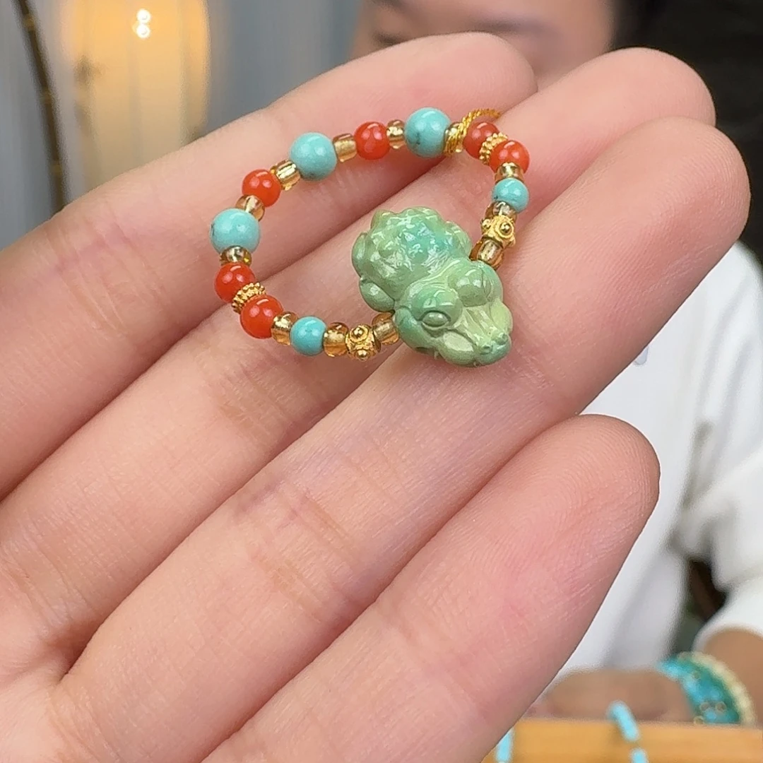 绿松石未镶嵌挂件