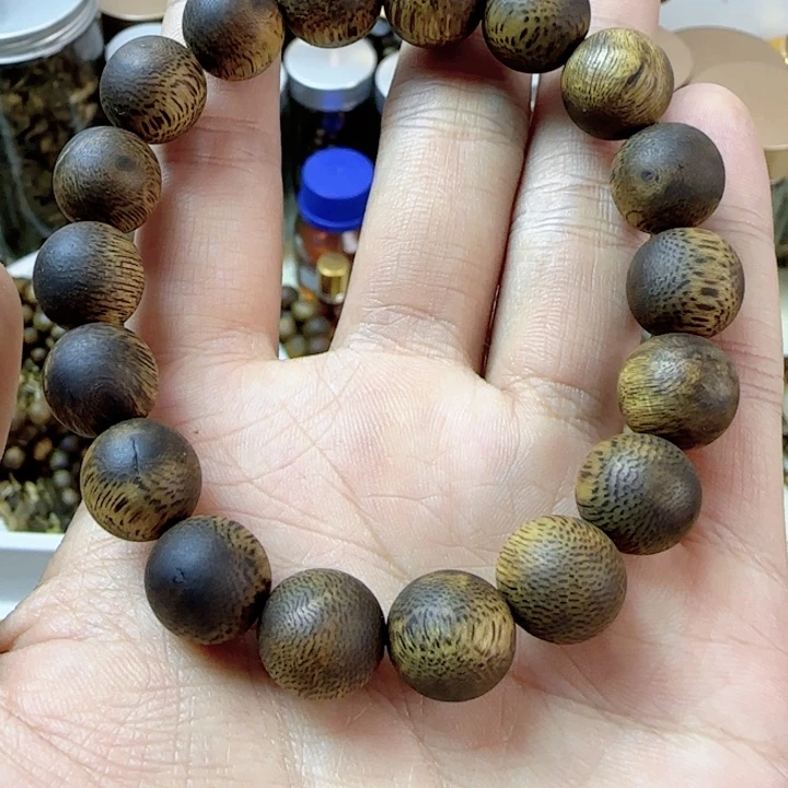 用***5沉香碎屑沉香奇楠沉香碎1.2-12克高货