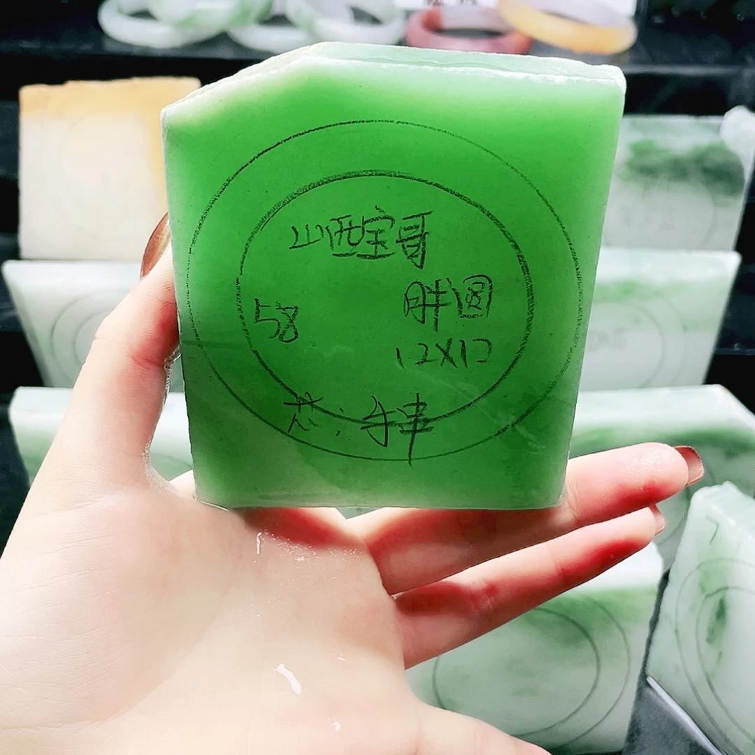 山***哥定制石英质玉东陵玉