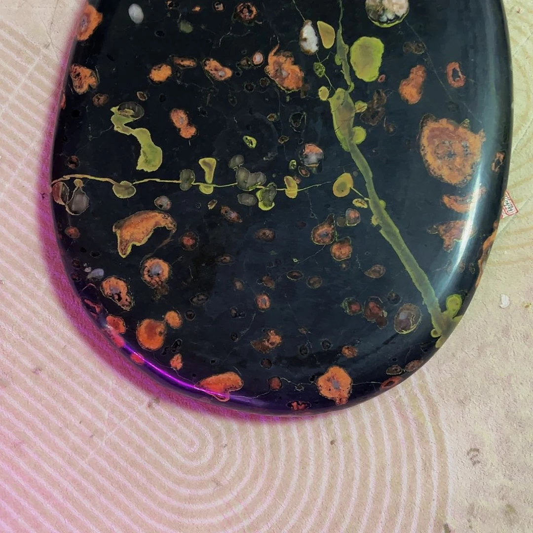 乐*谜石材梅花玉安山玉