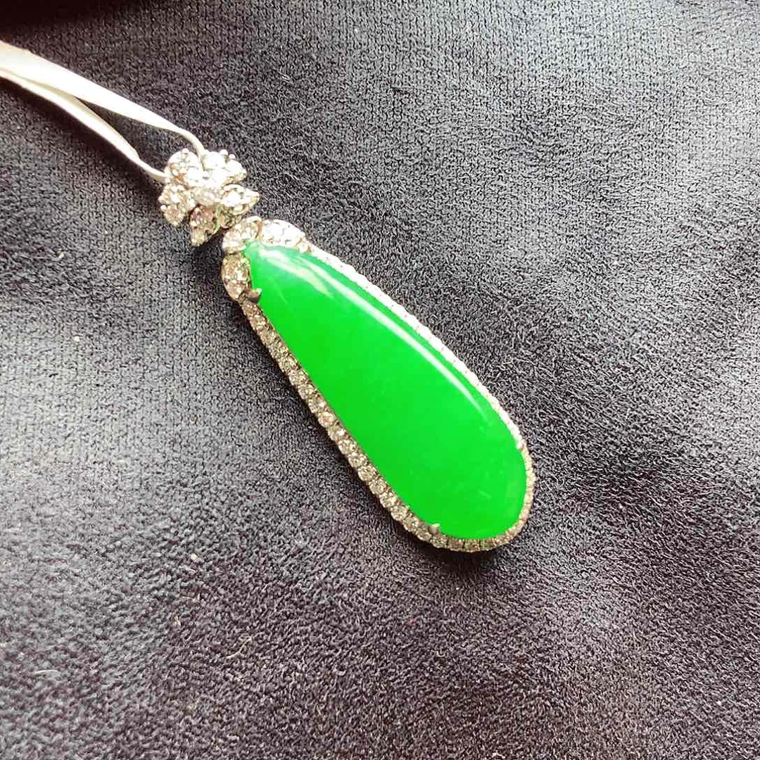 翡翠颈饰18K金镶嵌上新