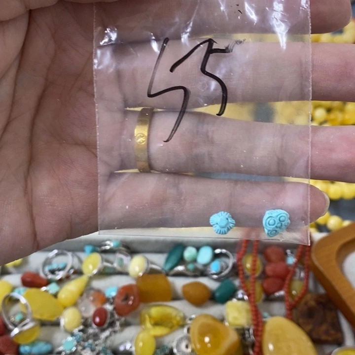 未镶嵌蜜蜡裸石吊坠