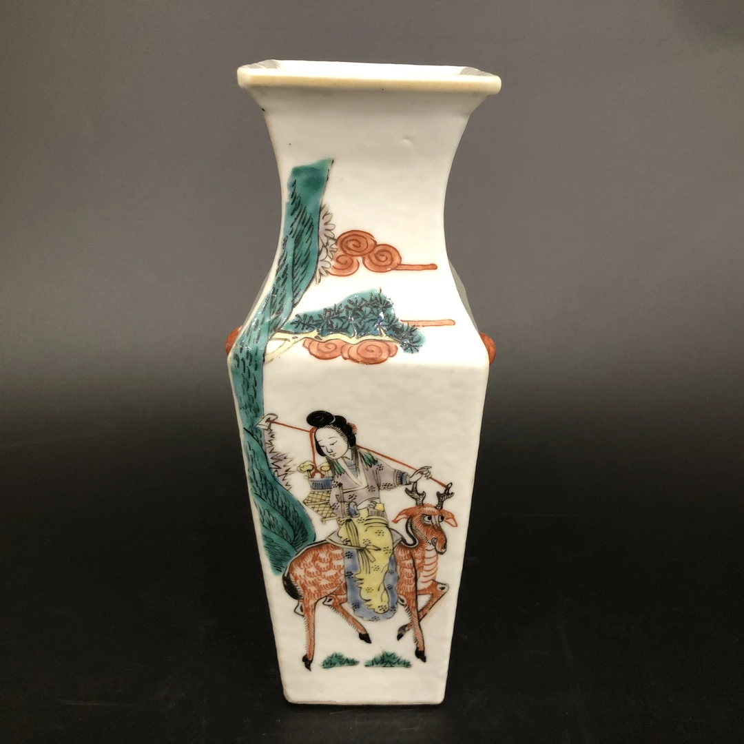A2398 清同治粉彩人物诗文四方双兽耳赏瓶 高22.5cm