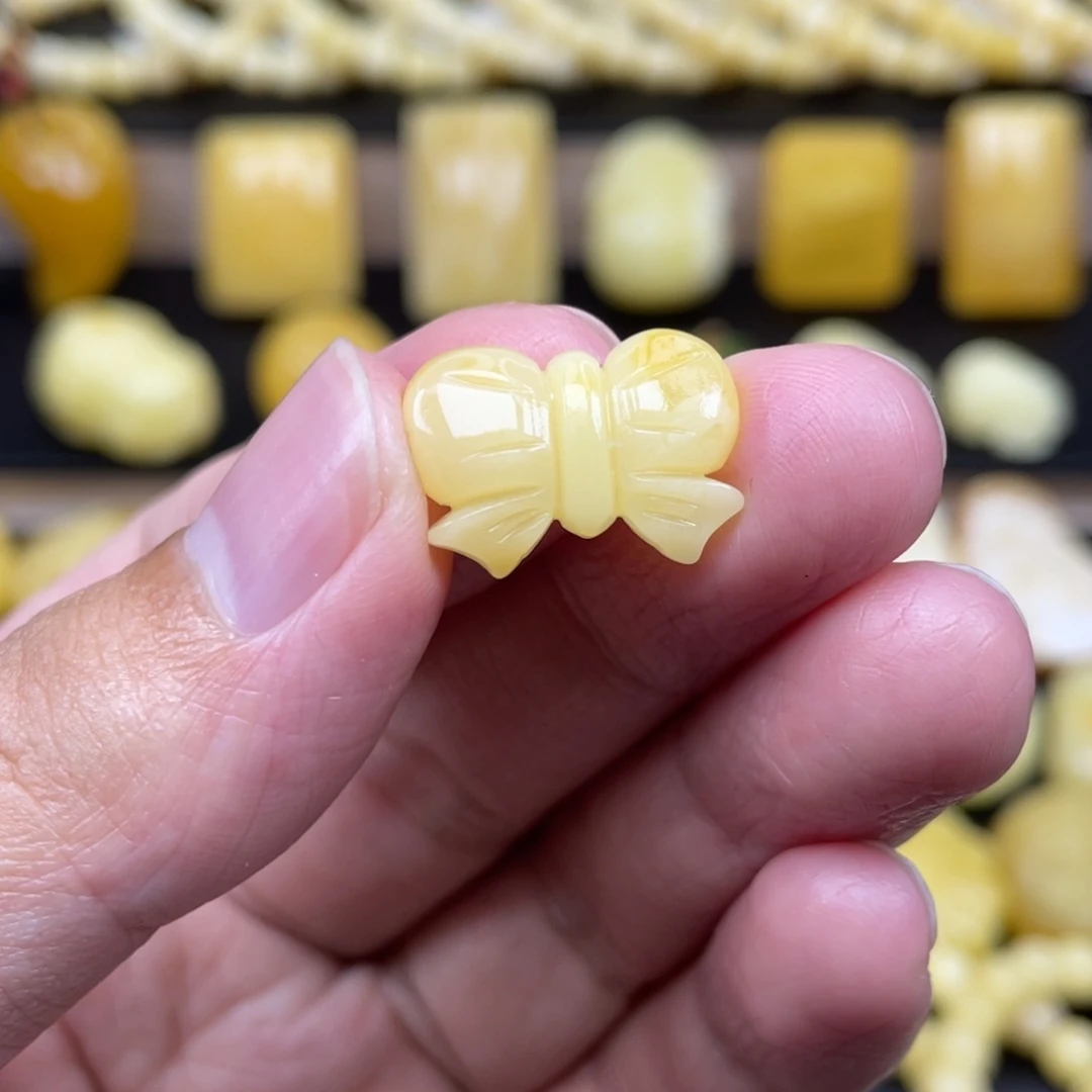 琥珀未镶嵌裸石琥珀蜜蜡