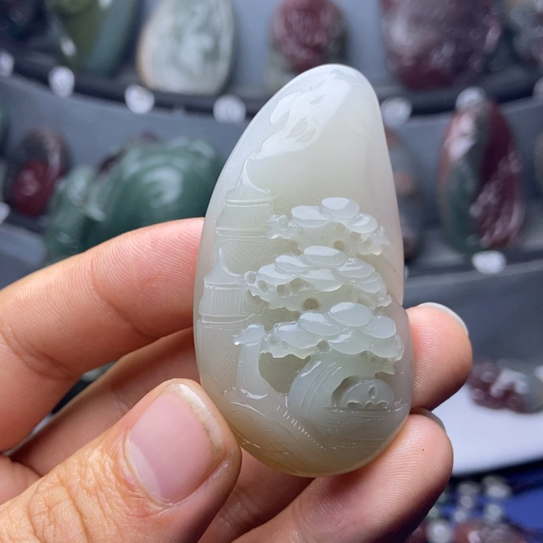 北****玛瑙/玉髓未镶嵌颈饰