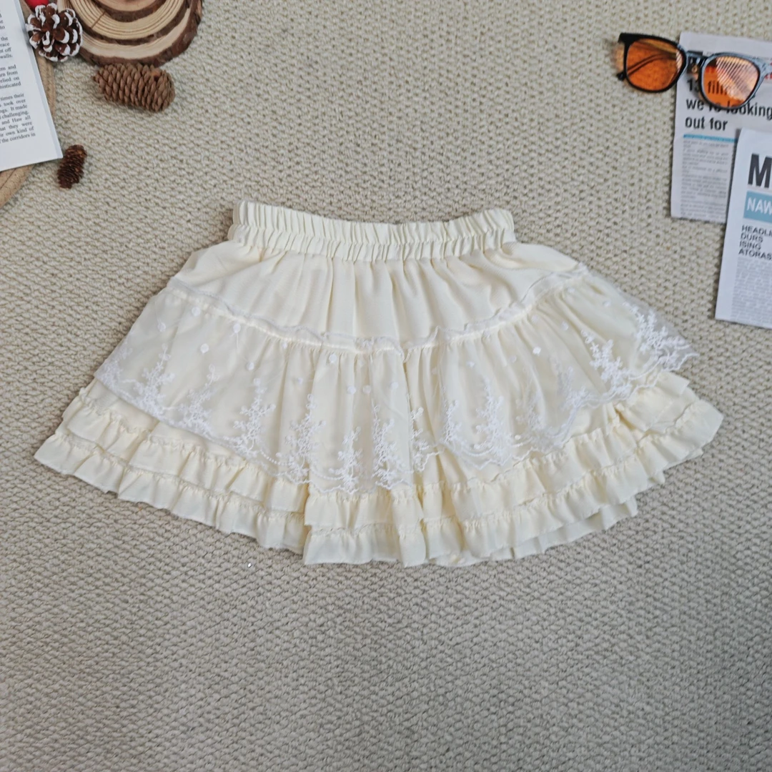 2025春季新款百搭时尚纯色蕾丝带内衬短裙9559