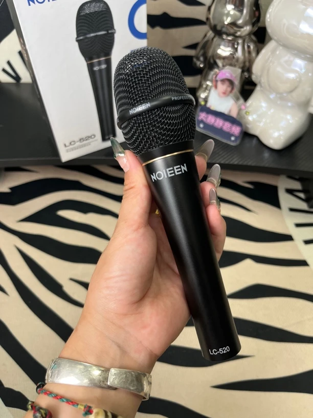 9新  包装齐全仅拆封诺音lc520，功能完好