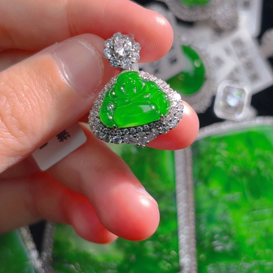 翡翠颈饰银S925镶嵌佛公