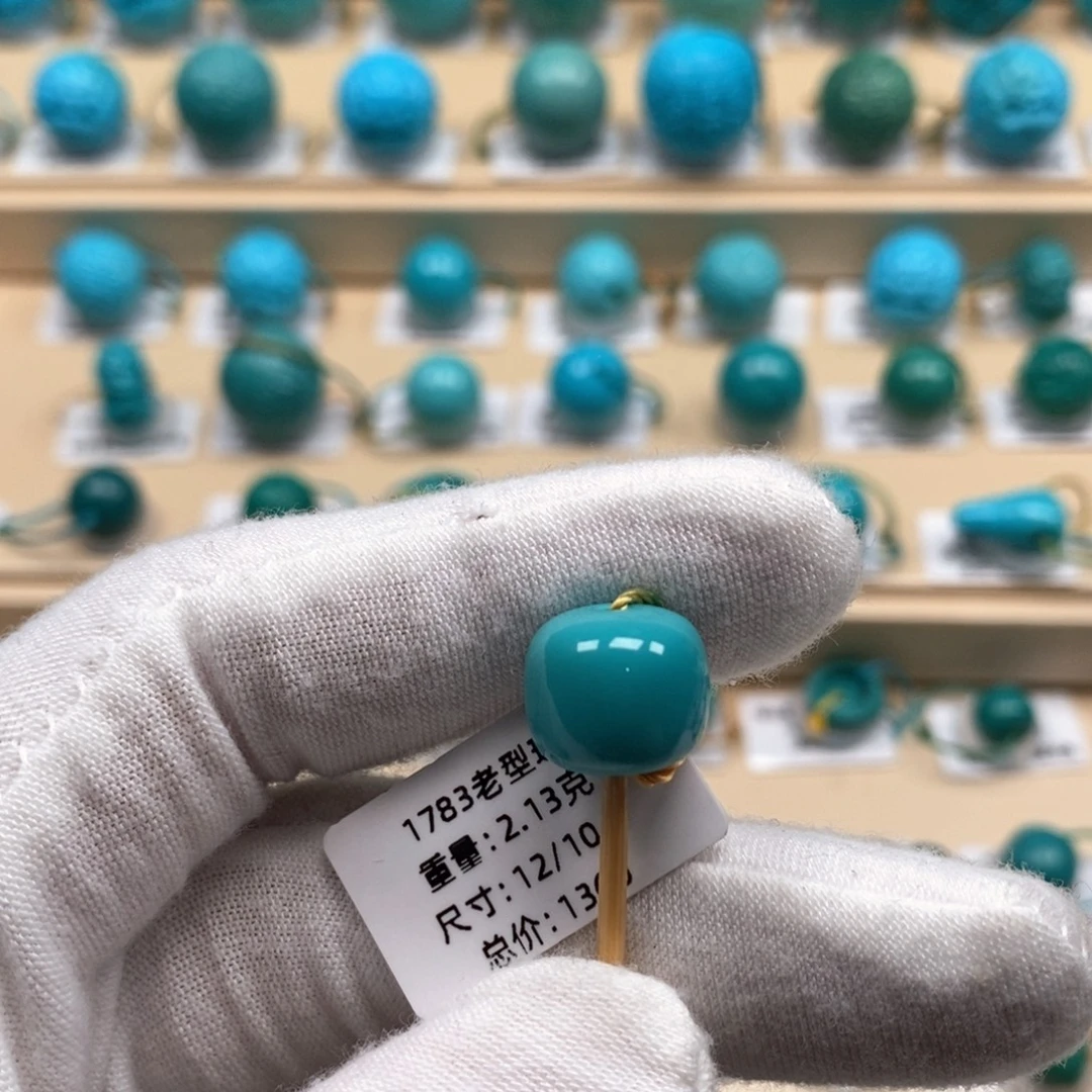 绿松石未镶嵌精品高瓷绿松石哦