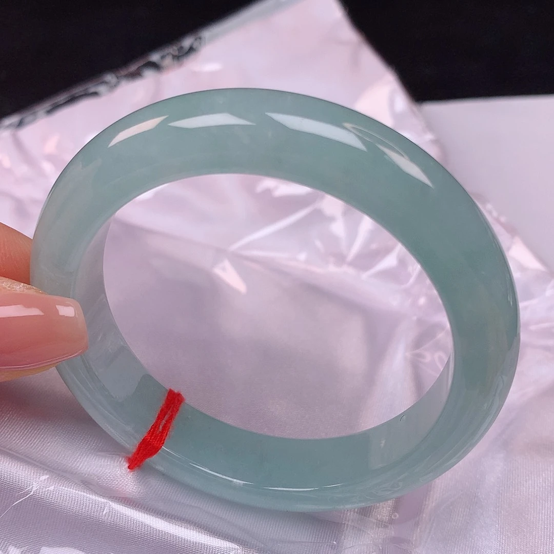 【闪购商品】翡翠手镯未镶嵌微****）53翡翠手镯