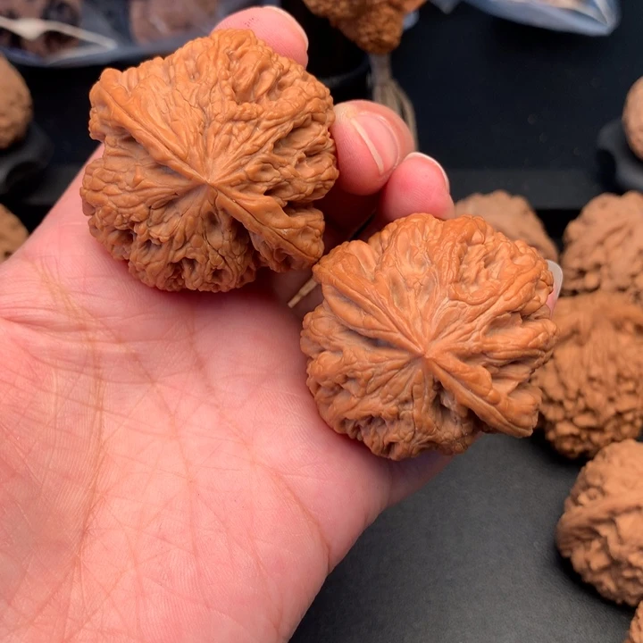 驴***儿吊坠文玩核桃狮子头