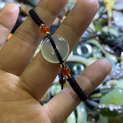 未镶嵌岫玉手绳一个