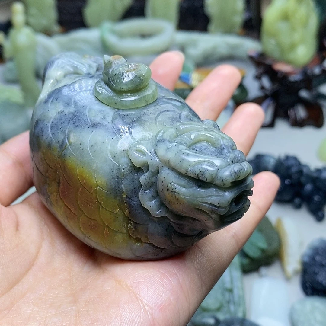 【闪购商品】和田玉未镶嵌颈饰?****雯