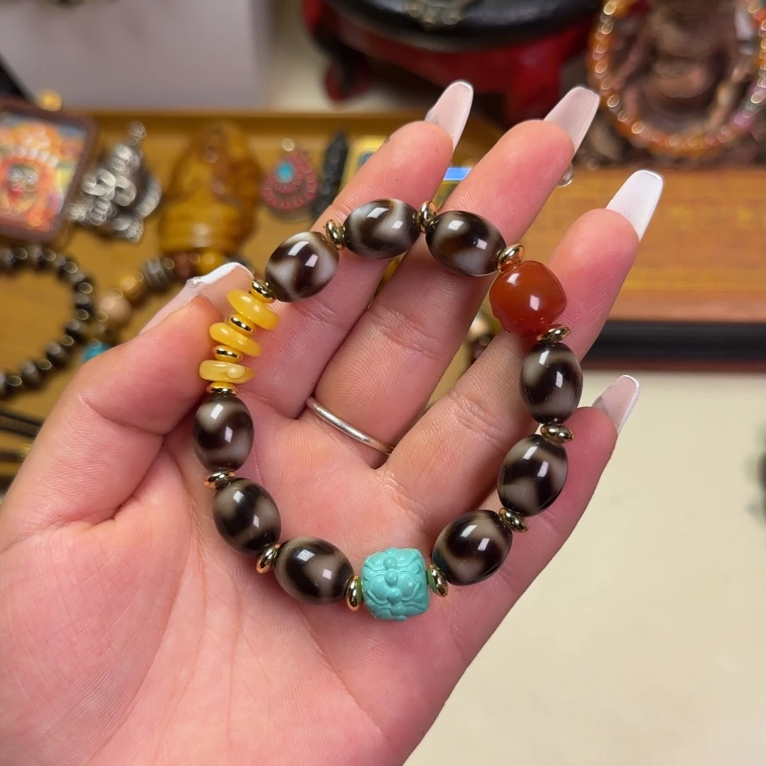 阳****大叶紫檀（黑酸枝木类）