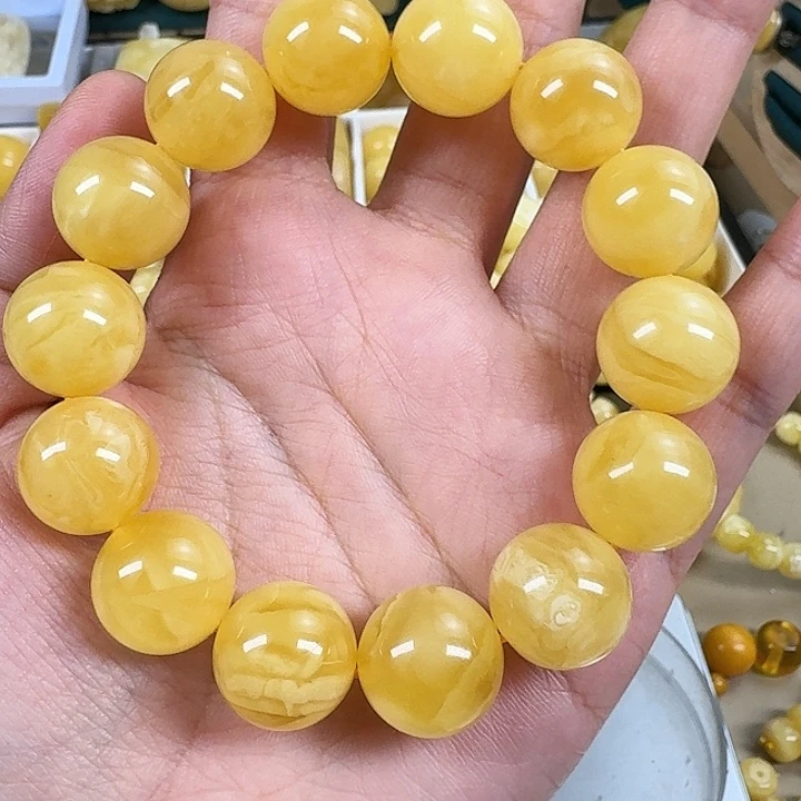 蜜蜡珠宝奇石未镶嵌东****司