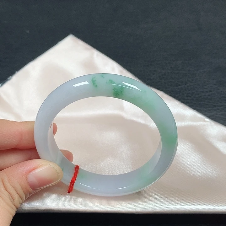 未镶嵌手镯翡翠53圈