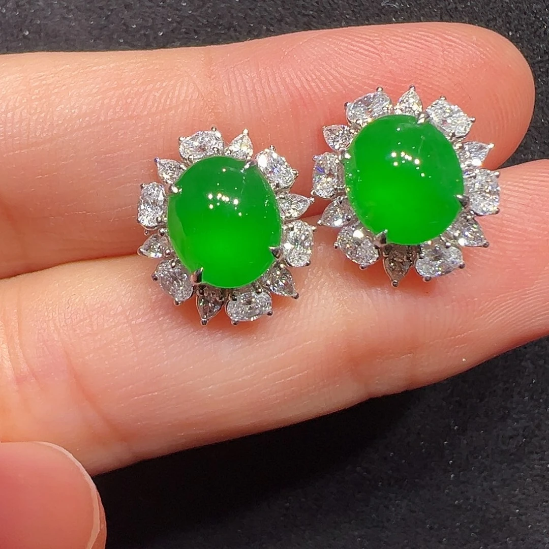 翡翠18K金镶嵌耳饰耳钉