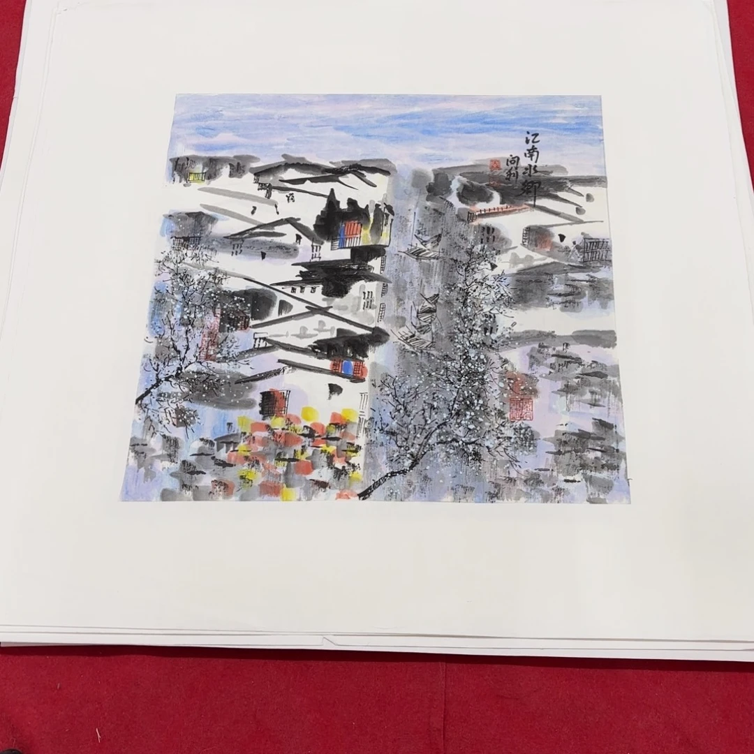 国画花鸟等图案为一体而
