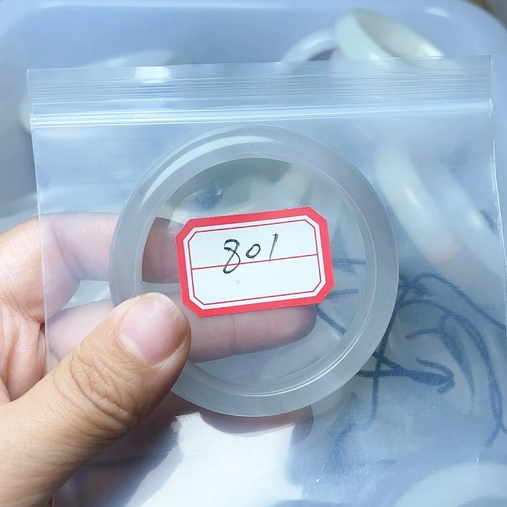 石英质玉手镯未镶嵌801
