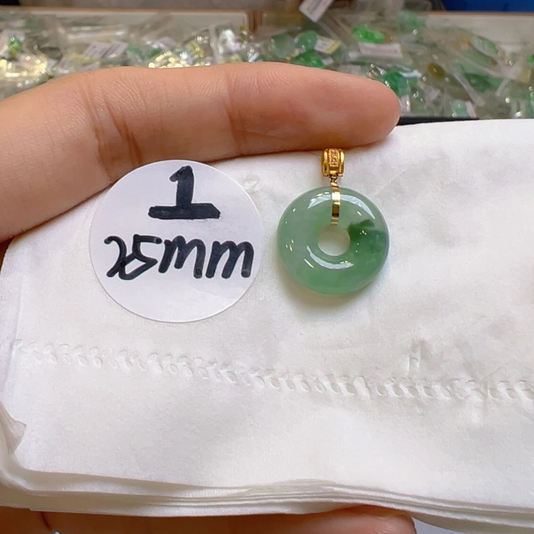 吊坠(不含链)18K金镶嵌翡翠