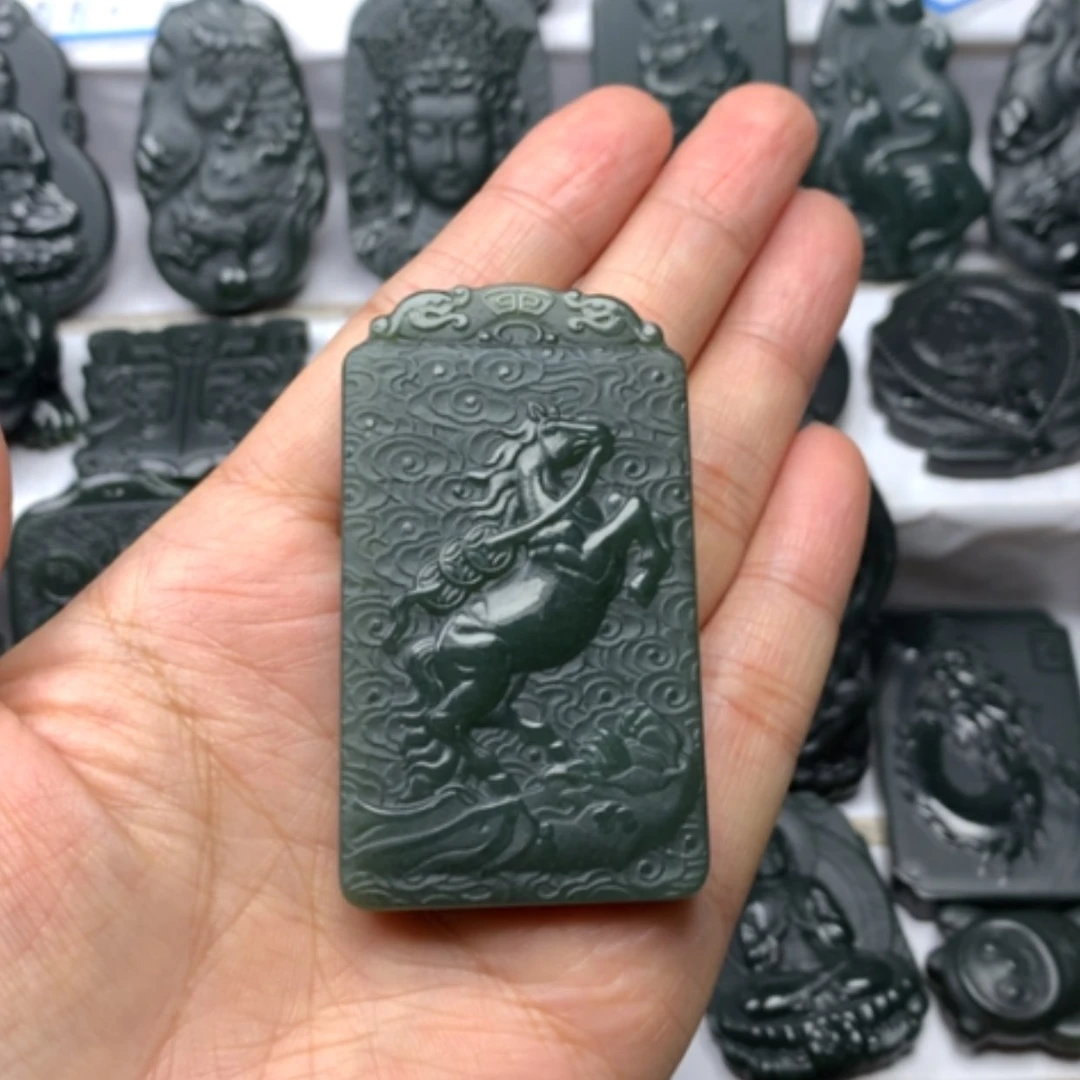 【闪购商品】颈饰未镶嵌和田玉老*哥双面雕刻