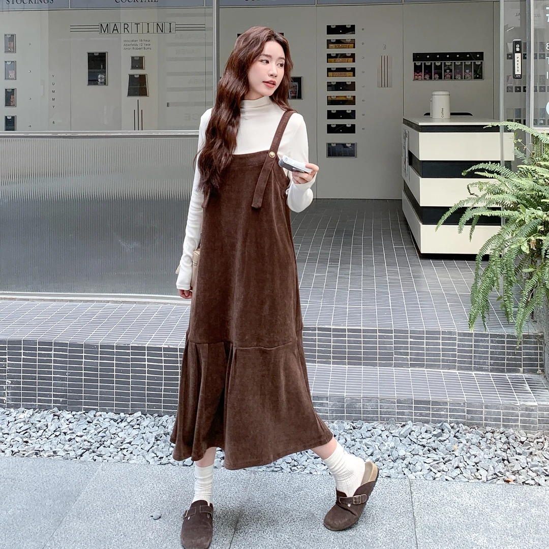 减龄T恤背带连衣裙套装女2025秋季新款巨好看超火流行爆款裙子