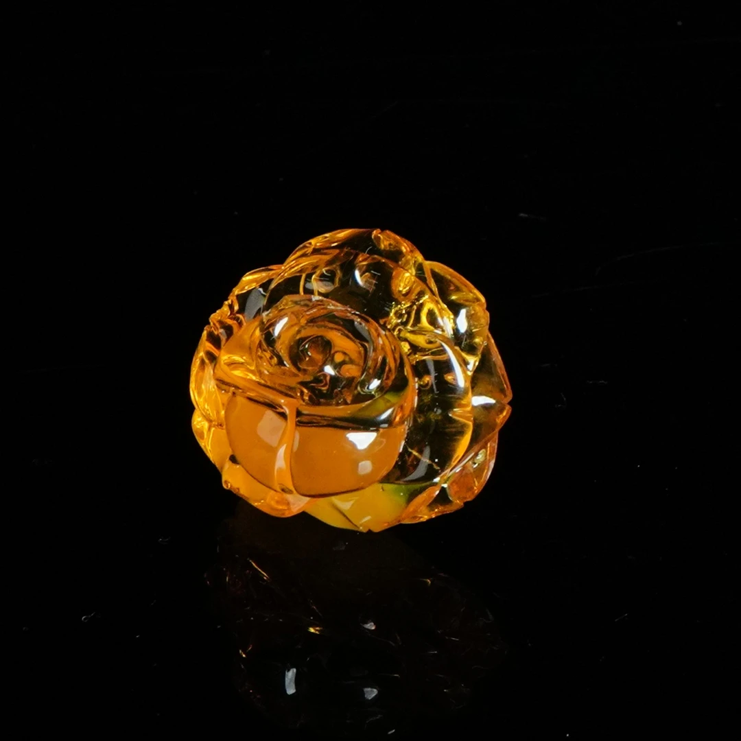 DY-M1300俄料金珀玫瑰花吊坠12.24g