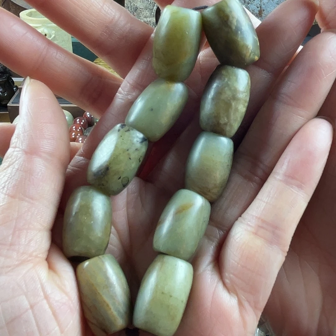 石英质玉未镶嵌车挂