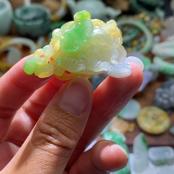 定制翡翠未镶嵌毛货