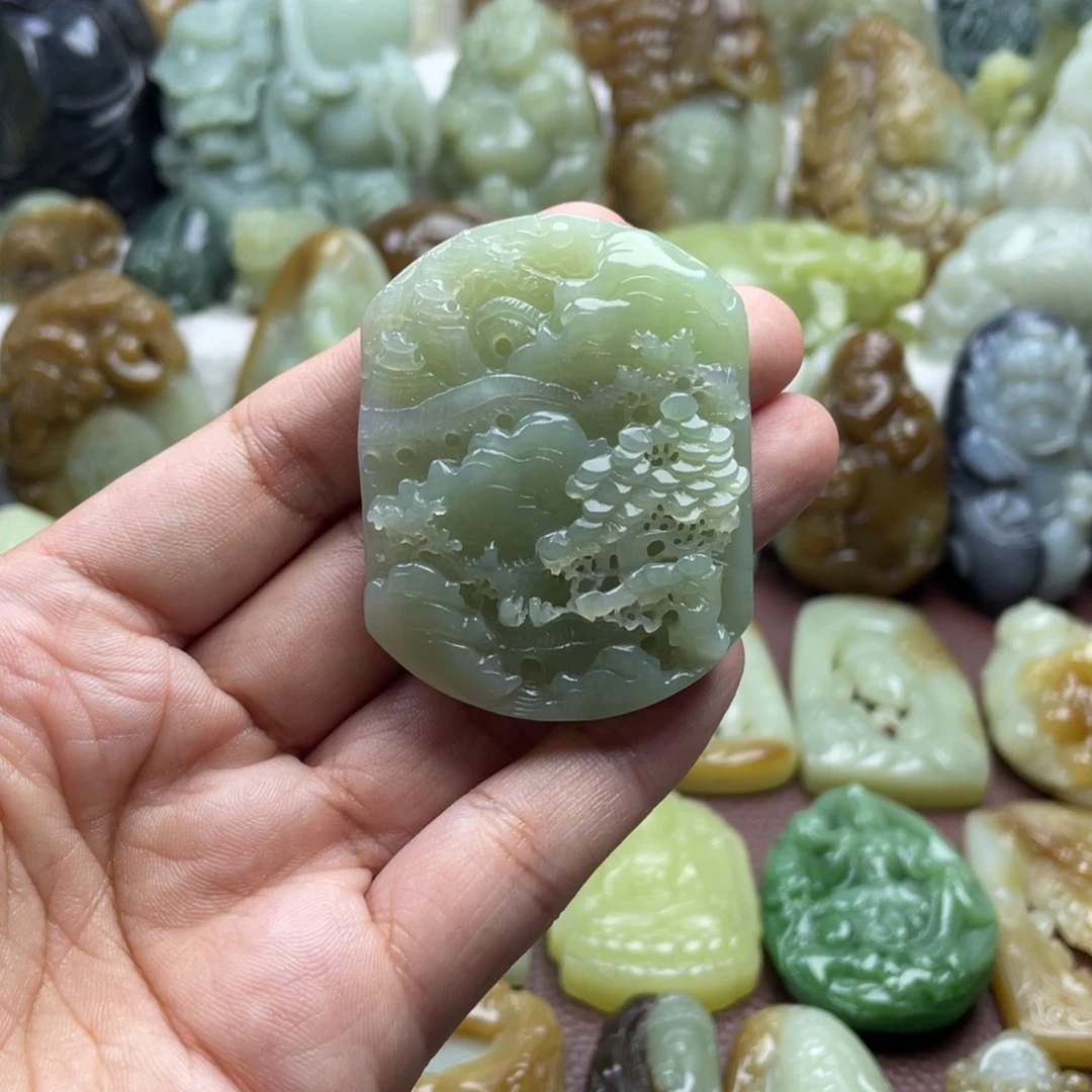 颈饰未镶嵌和田玉