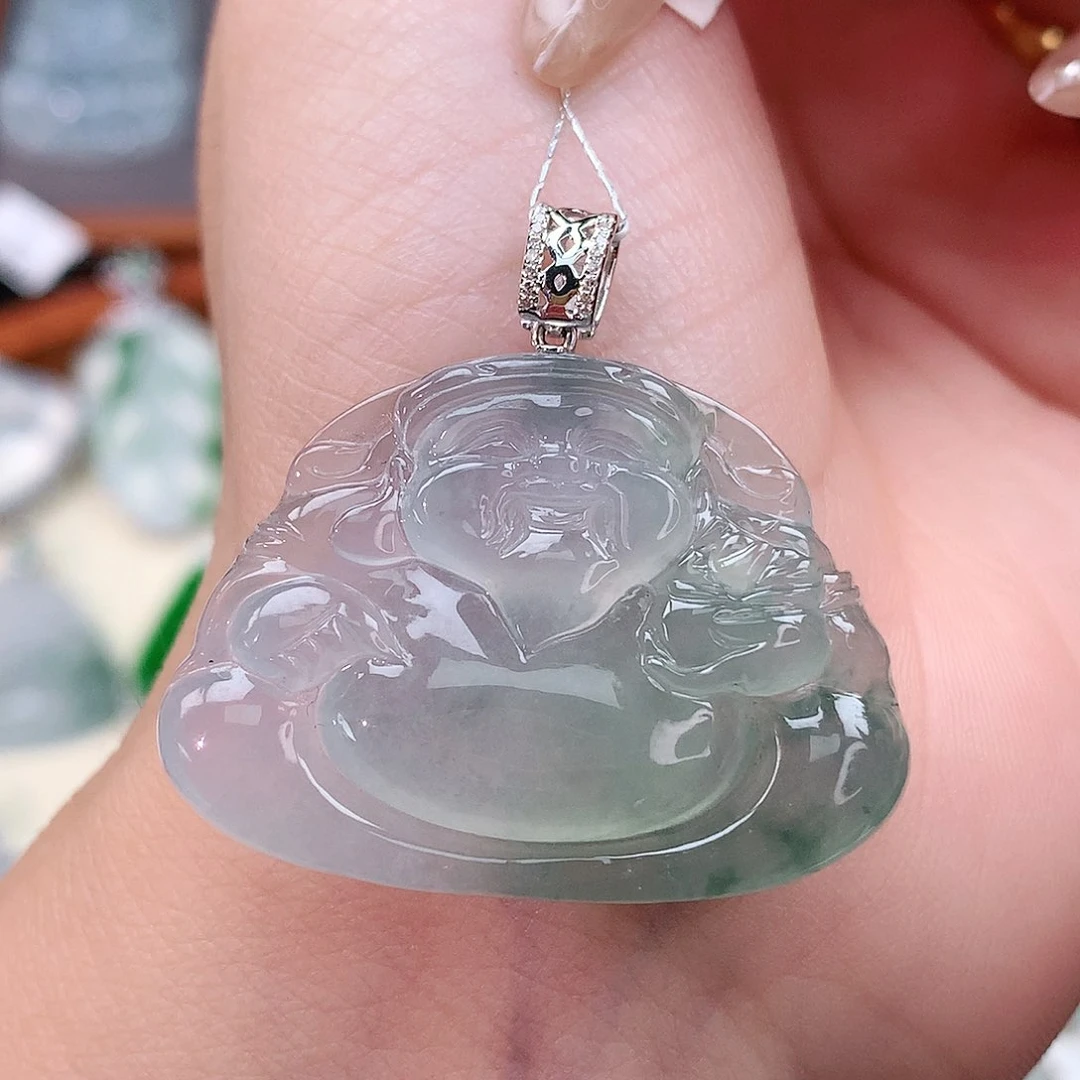 颈饰18K金镶嵌翡翠财神爷